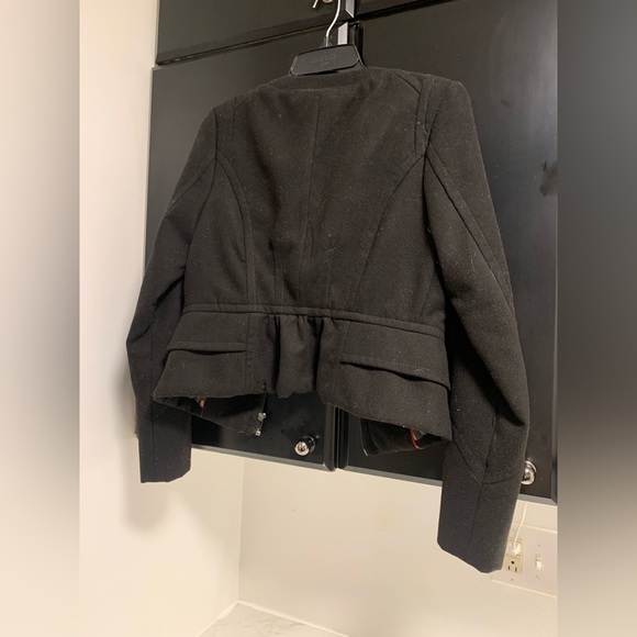 Express Black Jacket - Picture 5 of 6